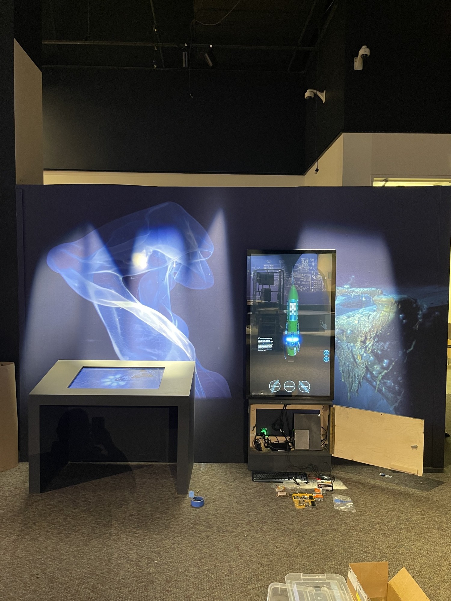 Exhibit Display Graphics